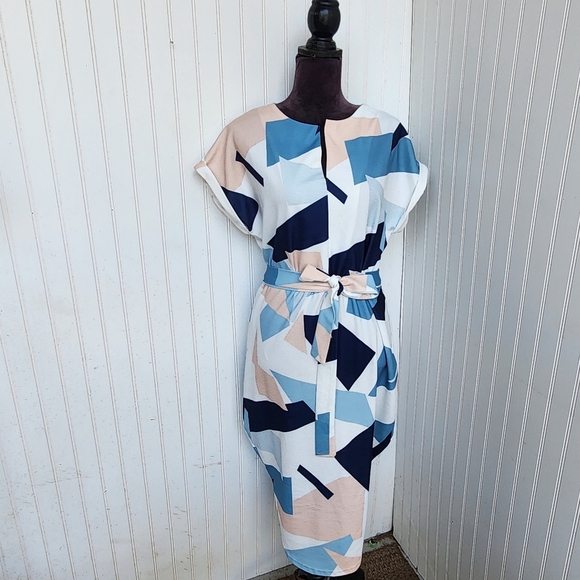 Dresses & Skirts - Women's Modern Graphic Design Shirt Dress Knee Length Full Pattern French Sz L